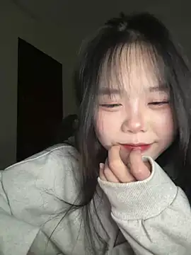 Kiee-lee online show from February 2026 02:50:01 PM