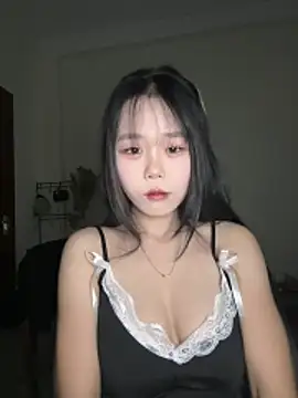 Kiee-lee online show from February 2026 04:49:01 PM