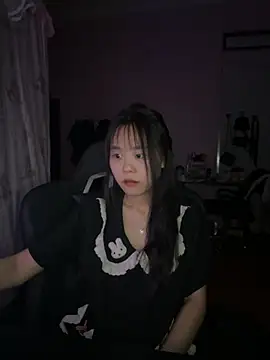 Kiee-lee online show from April 2026 07:09:01 PM