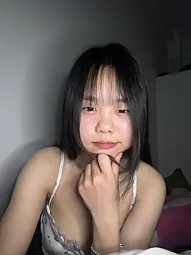 Kiee-lee online show from February 2026 03:23:01 PM