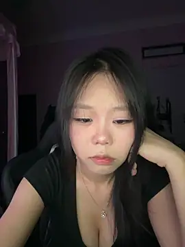 Kiee-lee online show from June 2026 06:45:02 PM
