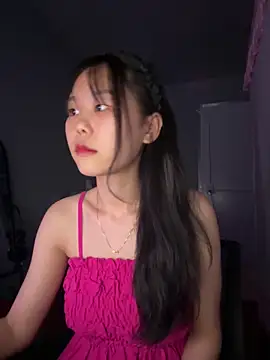 Kiee-lee online show from March 2026 02:16:01 PM