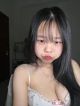 Kiee-lee online show from January 2026 06:33:01 PM