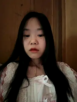 Kiee-lee online show from November 2025 06:57:02 AM