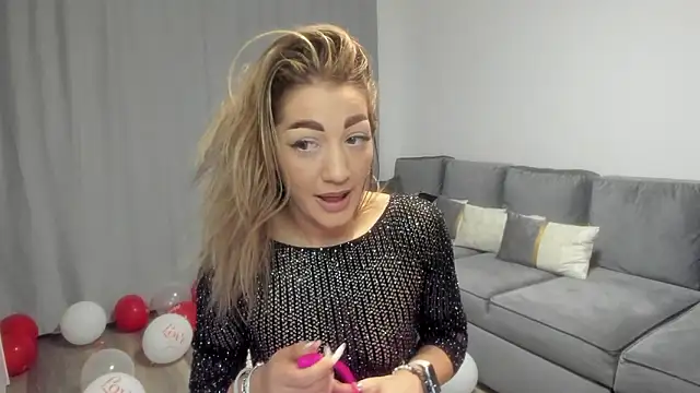 rossana doll online show from February 2026 05:50:01 AM