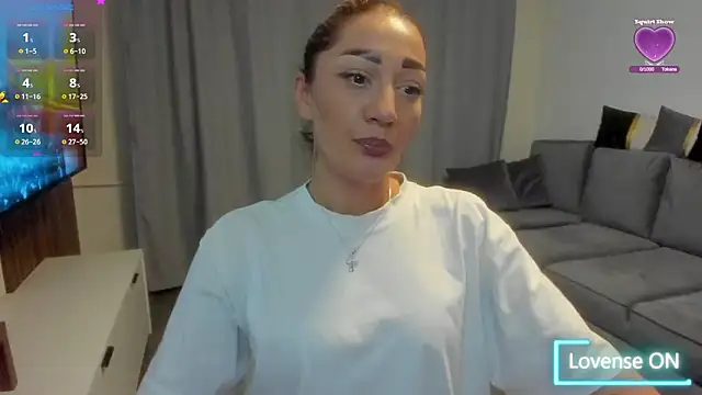 rossana doll online show from March 2026 05:07:01 PM