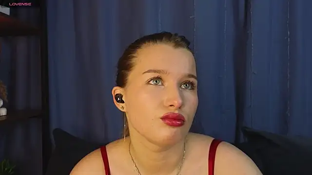 ImiMonroe online show from May 2026 04:36:02 AM