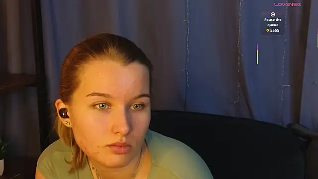 ImiMonroe online show from May 2026 04:41:01 AM