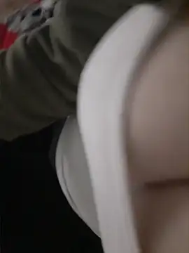 LanaOlbenst online show from April 2026 06:54:01 PM