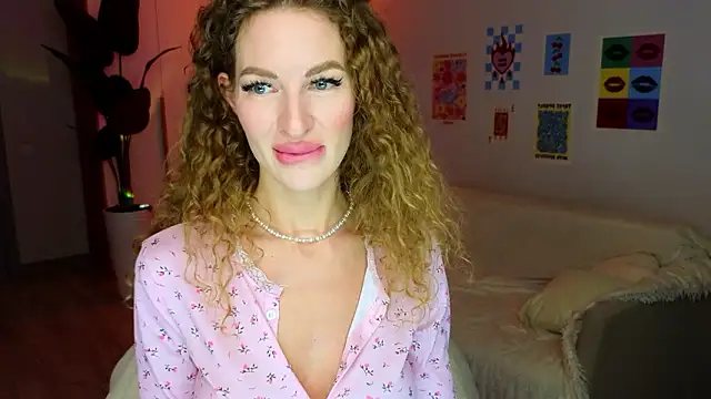 Anna  Herrera online show from March 2026 02:15:01 AM