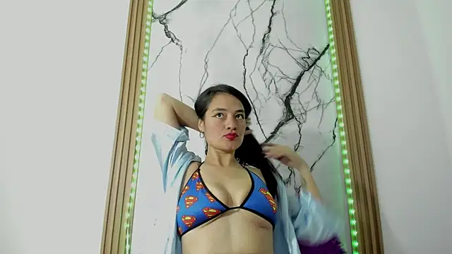 dulce maria hh online show from November 2025 09:15:01 PM