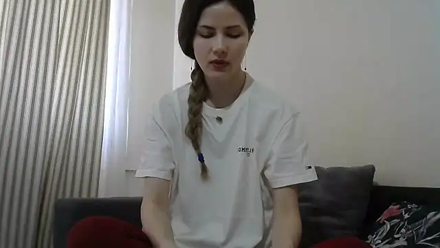 Erii18 online show from February 2026 11:10:01 AM