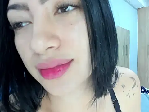 miabelmonte online show from January 2026 01:15:01 PM