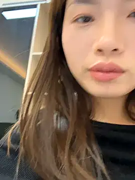 GYYoo online show from December 2025 05:33:01 AM