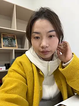 GYYoo online show from November 2025 04:34:02 AM