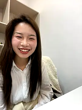 GYYoo online show from November 2025 10:15:01 AM