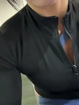 Snapshot of mitao_xx chatting on February 2026 08:10:02 AM mitao xx online show from February 2026 08:10:02 AM