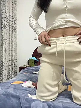 Snapshot of mitao_xx chatting on February 2026 01:43:02 PM mitao xx online show from February 2026 01:43:02 PM