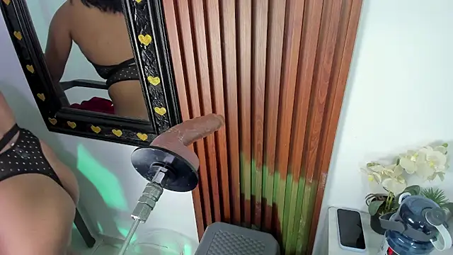 Latina candy01 online show from January 2026 07:31:02 PM