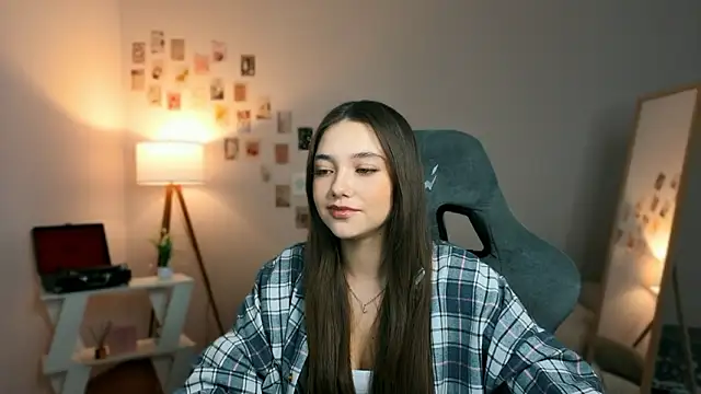 Vexorine online show from March 2026 07:48:02 PM