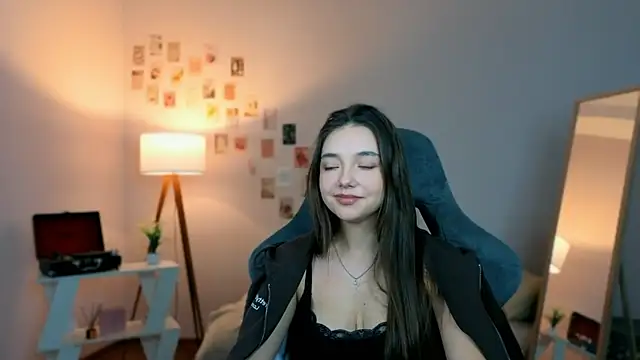 Vexorine online show from April 2026 09:39:33 PM