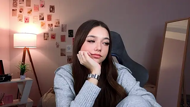 Vexorine online show from February 2026 07:32:02 PM