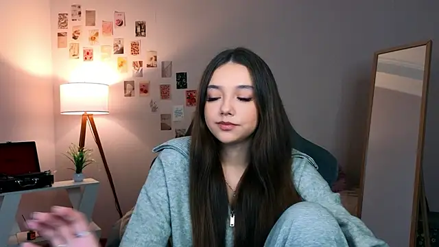 Vexorine online show from February 2026 07:35:01 PM