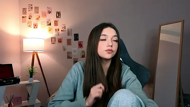 Vexorine online show from February 2026 07:58:01 PM