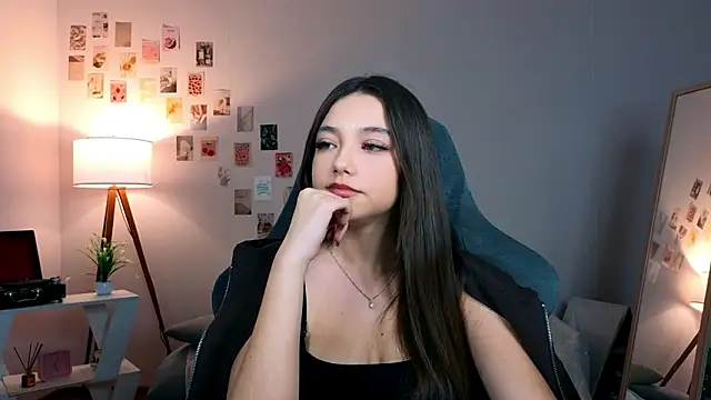 Vexorine online show from February 2026 07:24:01 PM