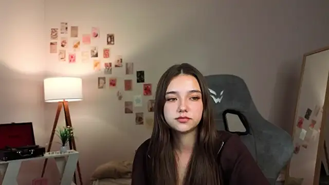 Vexorine online show from December 2025 08:15:02 PM