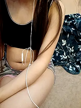 Noraaaax online show from November 2025 09:04:01 PM