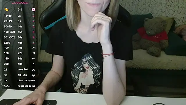 Snapshot of __Katherine___ chatting on November 2025 02:50:01 PM Katherine online show from November 2025 02:50:01 PM