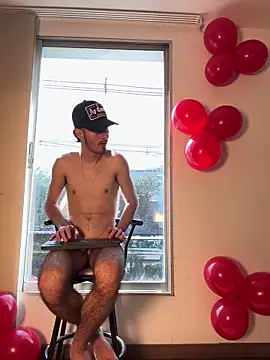 Emir Ozan  online show from February 2026 07:57:02 PM