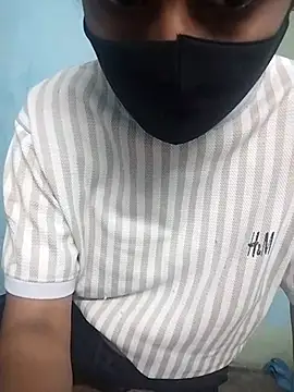 Miss tinaaa online show from November 2025 10:59:01 AM