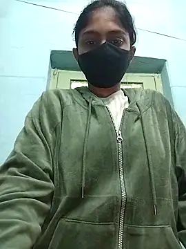 Miss tinaaa online show from December 2025 10:28:02 AM