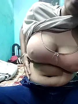 Miss tinaaa online show from November 2025 09:08:02 AM