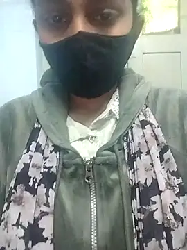 Miss tinaaa online show from November 2025 10:37:02 AM