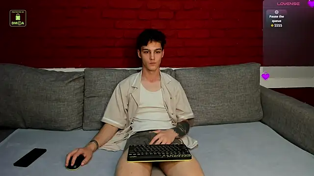 Adam Porrter online show from June 2026 04:23:02 PM