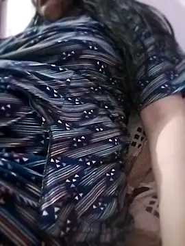 Priya Sharma04 online show from April 2026 06:45:02 PM