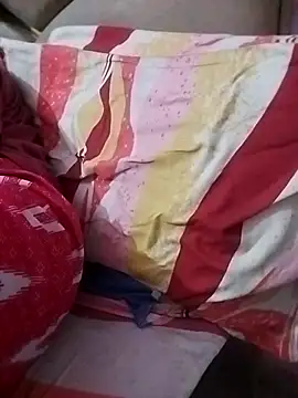 Priya Sharma04 online show from April 2026 07:32:01 PM