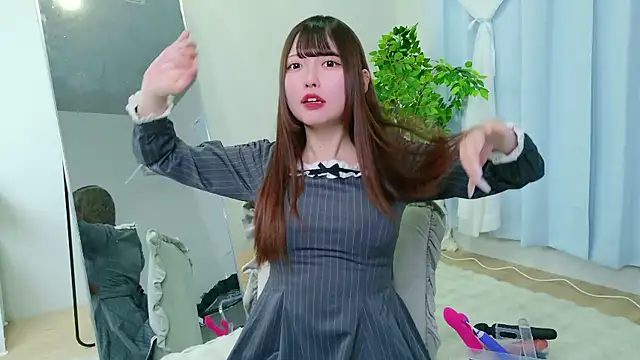  Sakura F online show from March 2026 05:47:02 PM