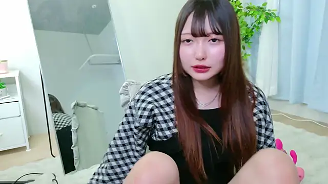  Sakura F online show from April 2026 04:55:02 PM