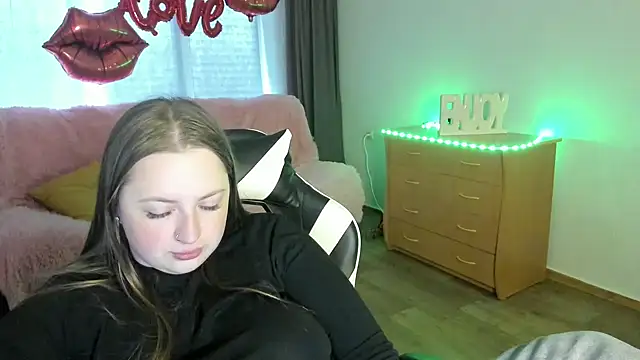 GirlPlayer online show from April 2026 09:10:01 AM