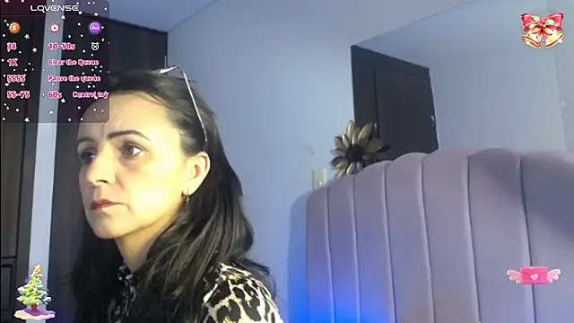 Juliana  lx online show from December 2025 01:55:01 PM