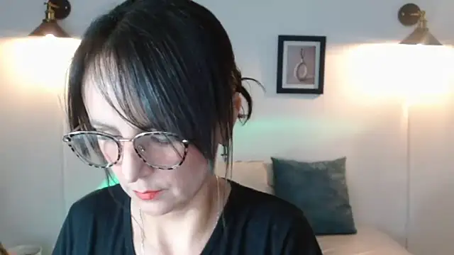 Juliana  lx online show from March 2026 03:03:01 PM