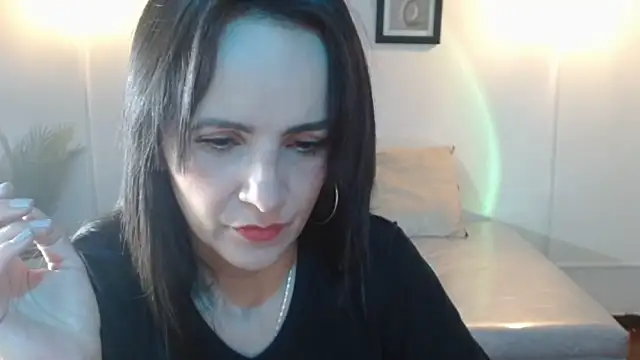 Juliana  lx online show from March 2026 02:20:01 PM