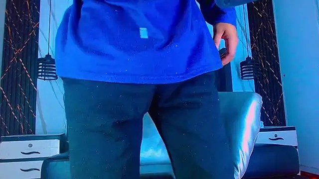 Hot Latino x online show from February 2026 12:35:01 PM