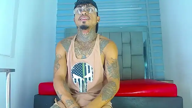 Hot Latino x online show from March 2026 12:45:02 PM