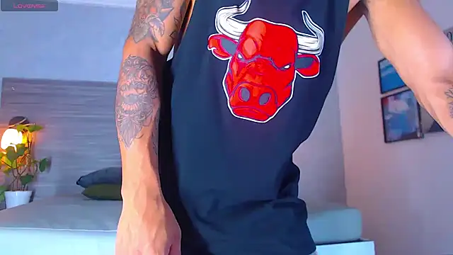 Hot Latino x online show from February 2026 12:27:01 PM