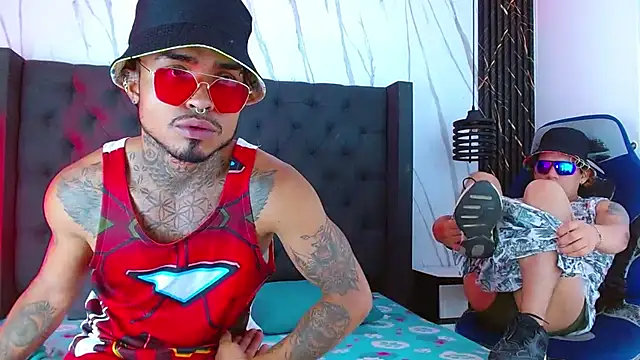 Snapshot of Hot_Latino_x chatting on November 2025 01:54:02 PM Hot Latino x online show from November 2025 01:54:02 PM